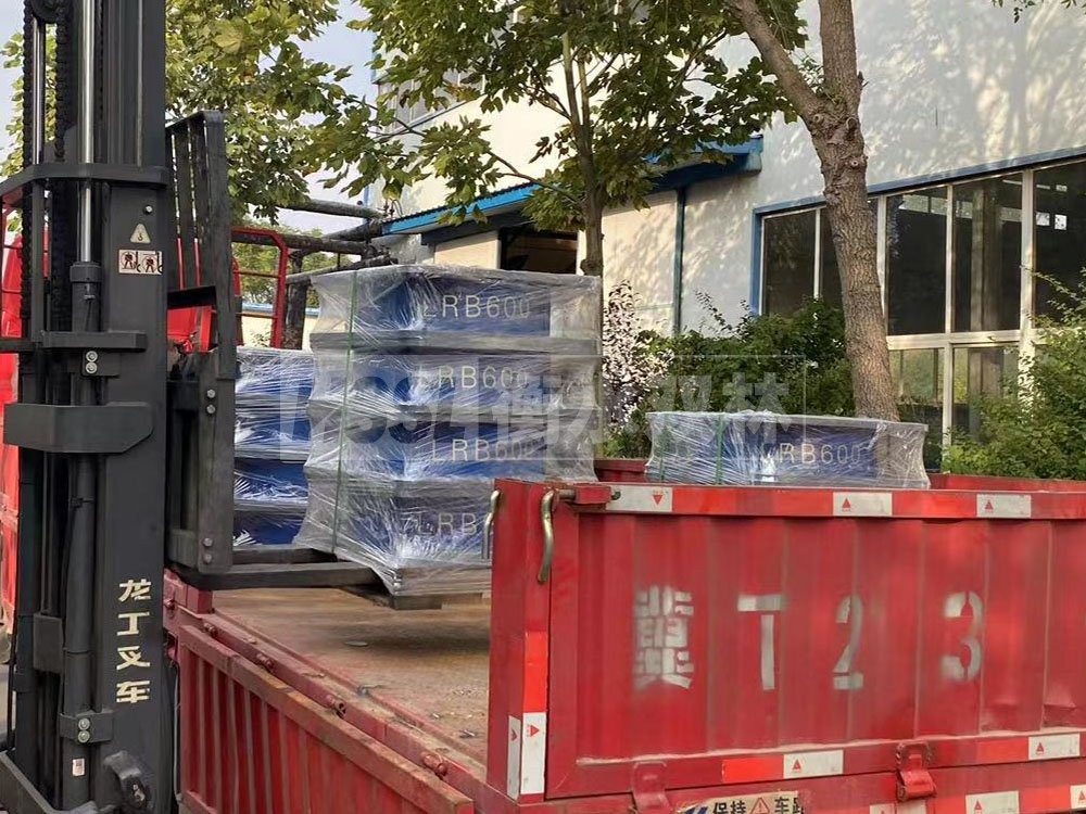 LRB建筑隔震支座 铅芯隔震支座 高阻尼隔震橡胶支座生产厂家
