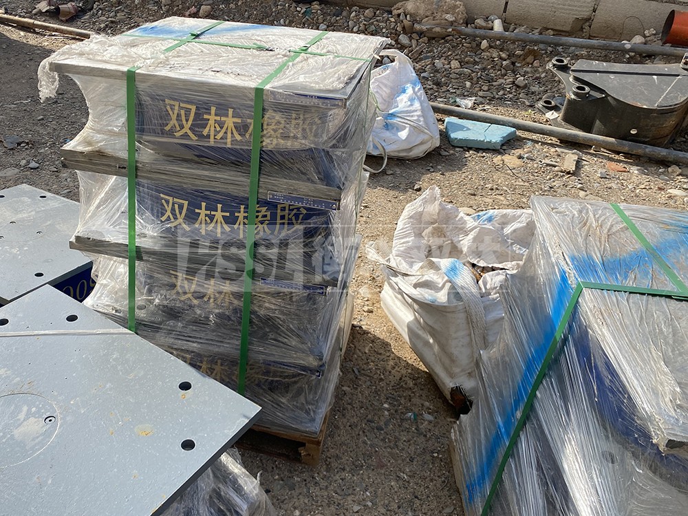 LRB1000橡胶支座厂家 LRB900铅芯支座厂家 减震隔震橡胶支座厂家