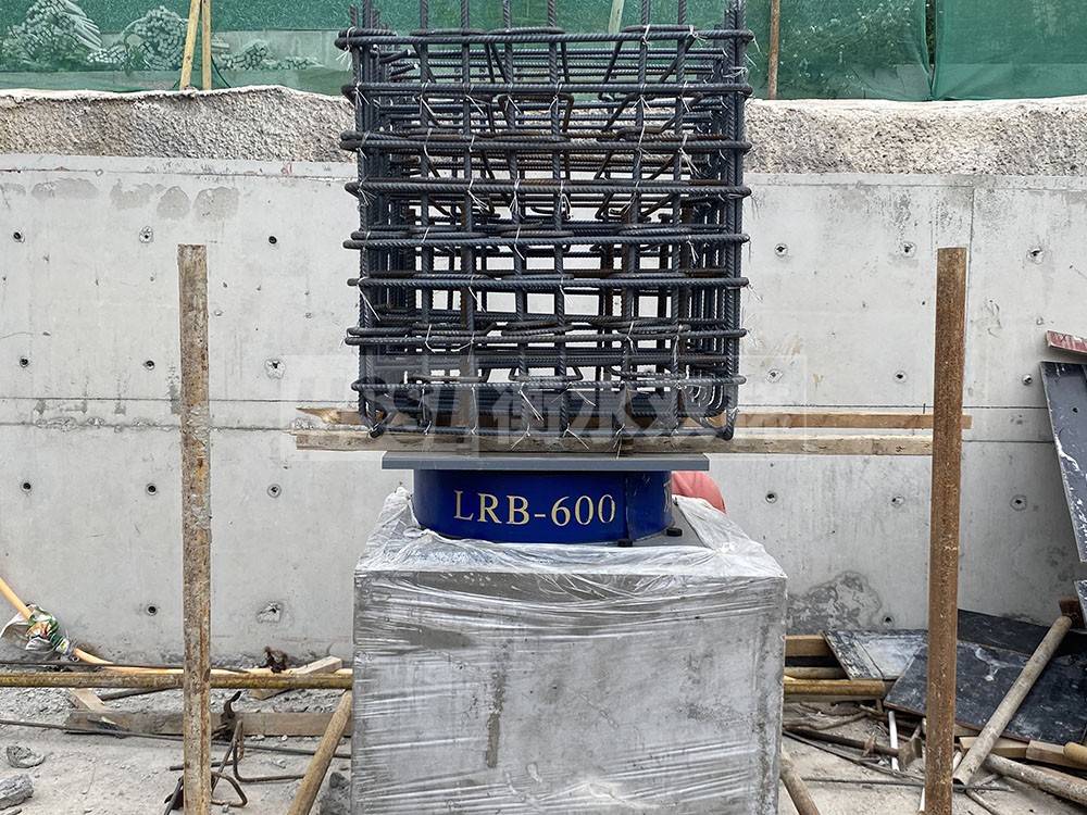 高阻尼比隔震橡胶支座 建筑橡胶减振支座 抗震减震支座生产厂家